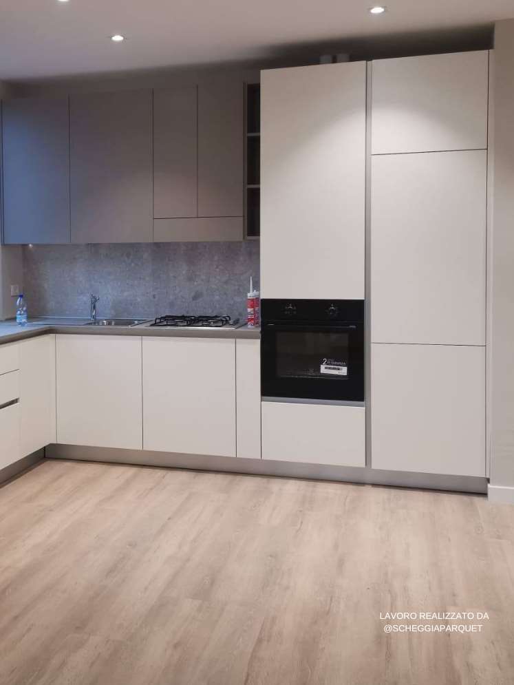 ROMA - SCHEGGIA SHOP SKEMA PVC